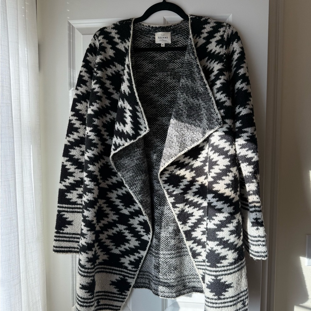 Sezane Wayne Black and Cream Patterned Cardigan